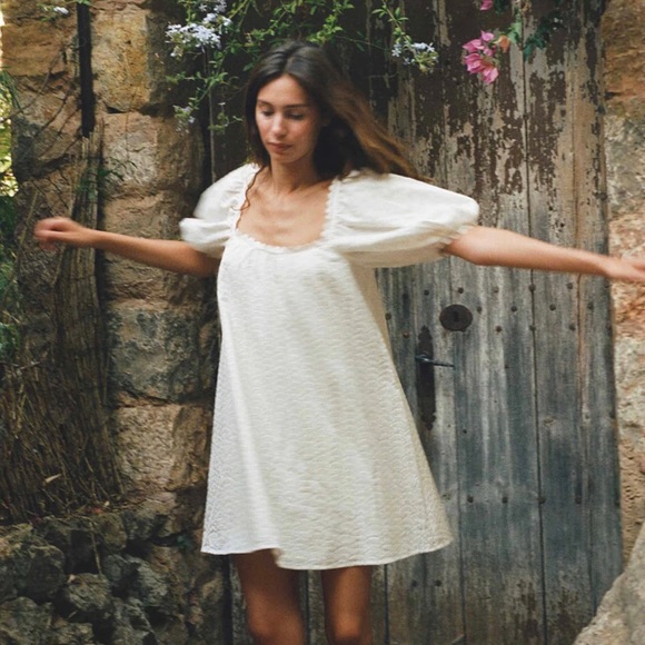 NWOT Peony Swimwear Holiday Mini Dress in Seashell - Picture 2 of 8